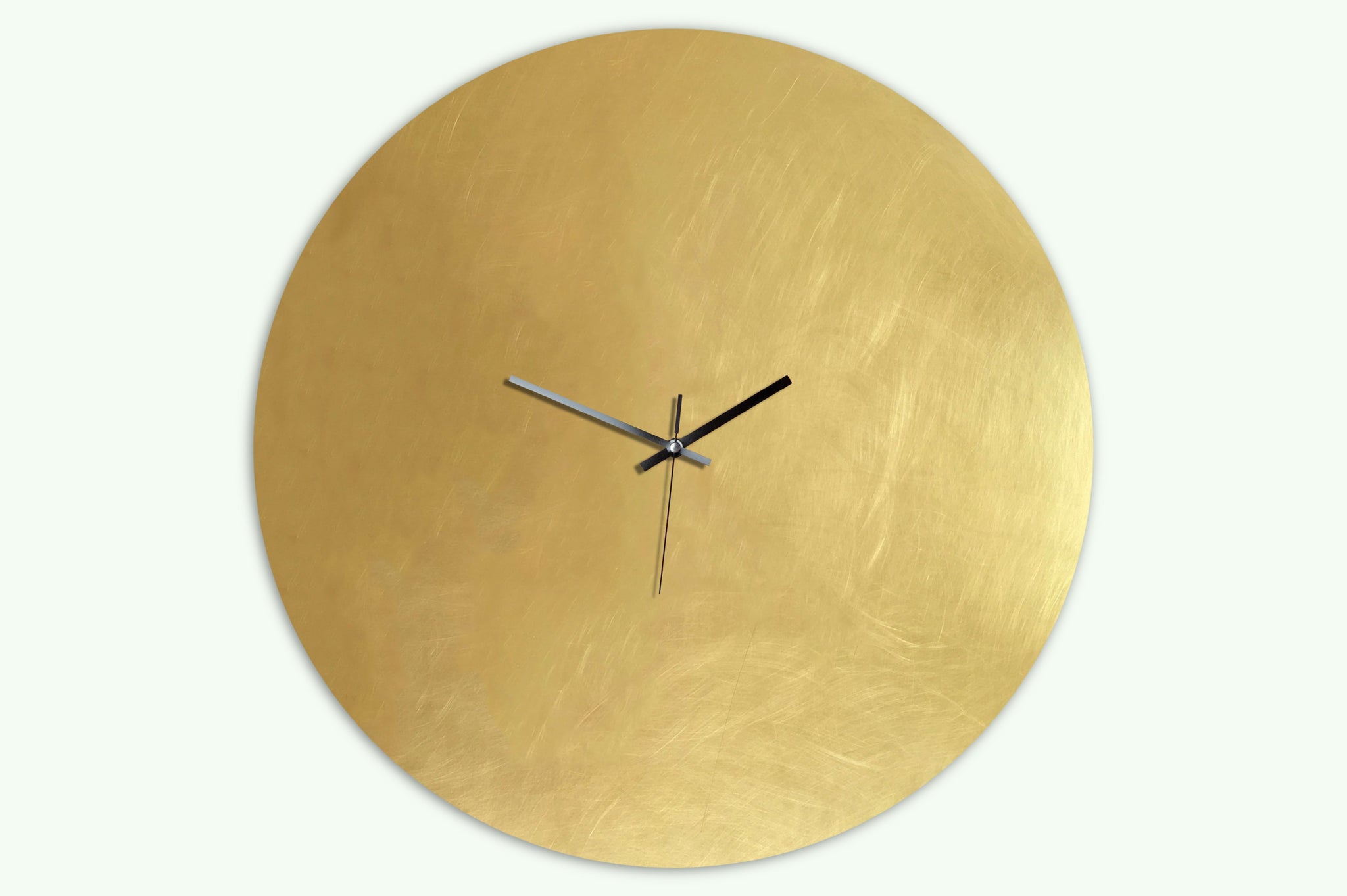 messing wanduhr brass wall clock silent lautlos handmade unikat unique minimalism minimalistisch Minimalismus elegant large groß
