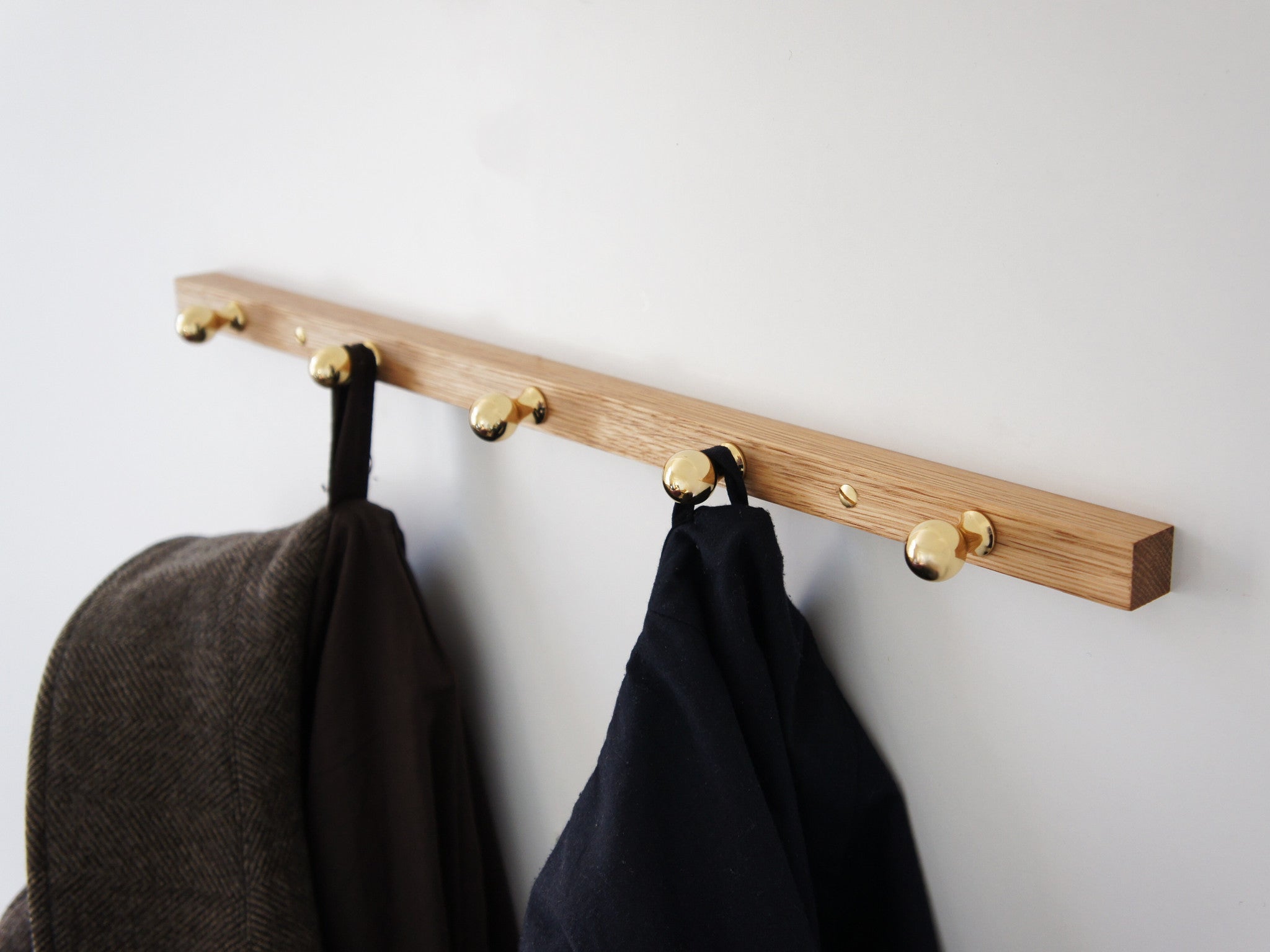 Brass & Oak - Garderobe