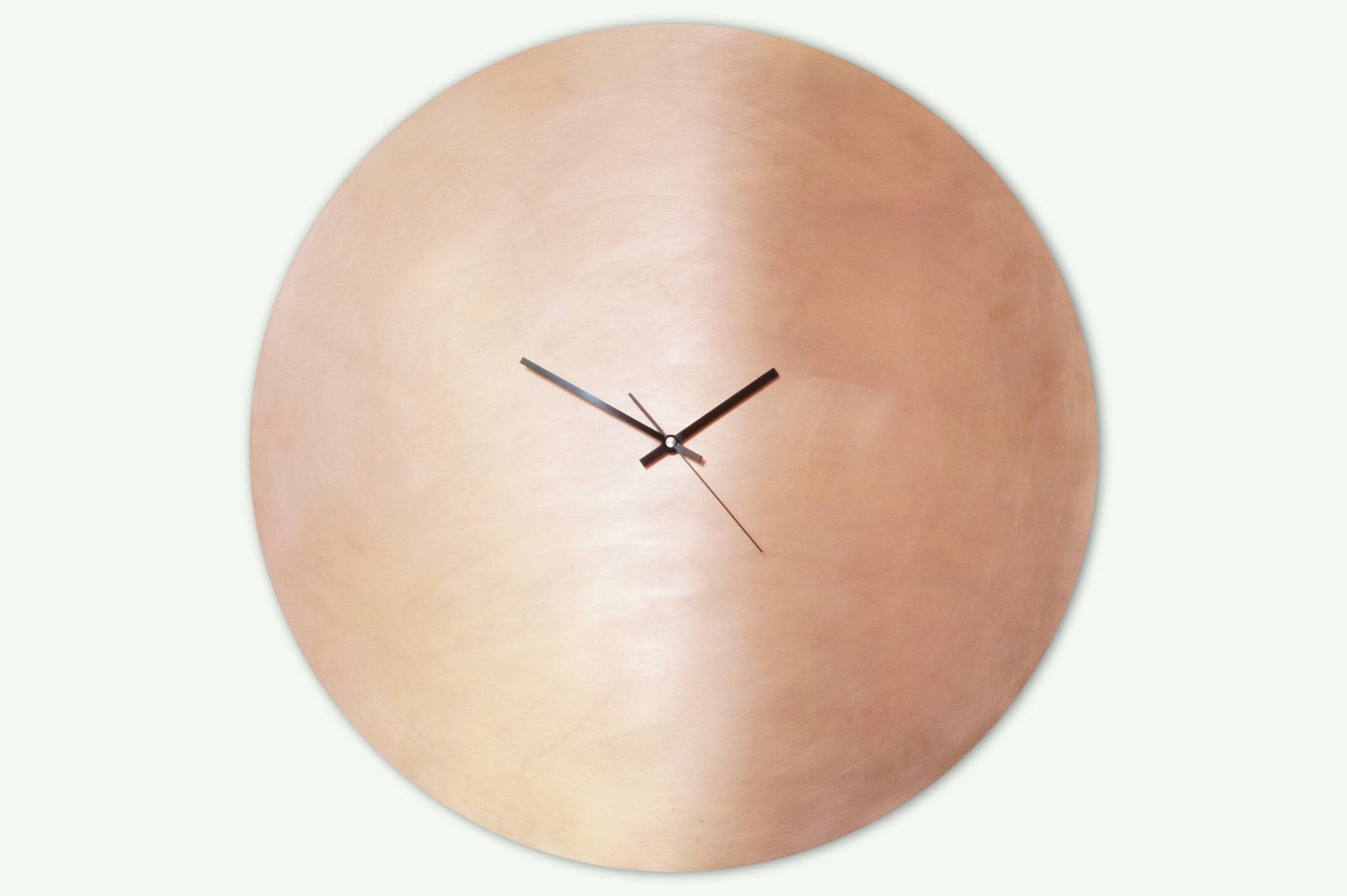 kupfer wanduhr copper wall clock silent lautlos handmade unikat unique patina minimalistisch Minimalismus minimalism  groß
