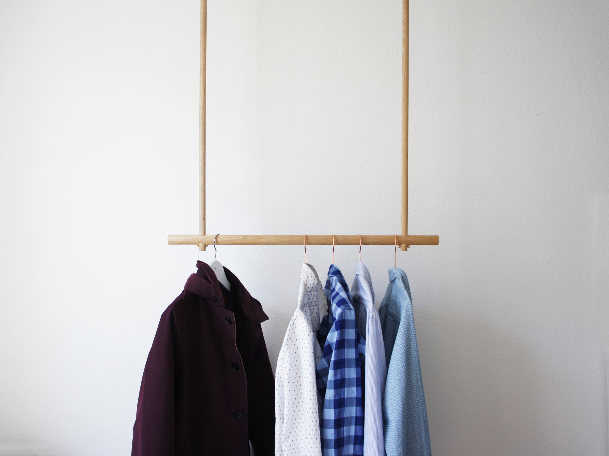 Oak Wood Clothes Hanger Wardrobe Hänger Garderobe Eiche Design Holz Garderobe Kleiderschrank minimalism minimalistic elegant Hängegarderobe